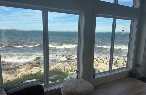 Port Medway Cottage | Oceanfront getaway two bedroom plus sofabed, amazing views and close to beaches