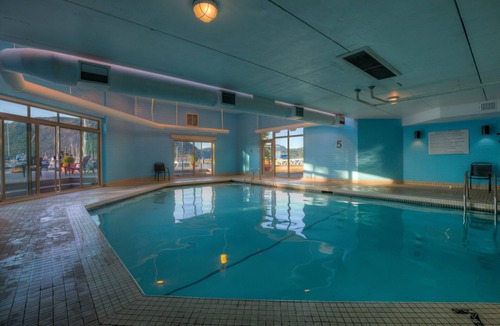 Cowichan Bay Hotel | Oceanfront Suites at Cowichan Bay