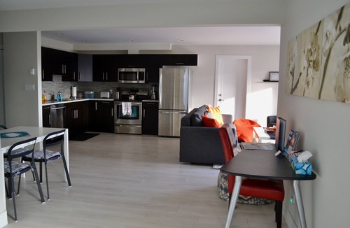 West Sechelt House | Oceanview Escape in West Sechelt | Walk to Beach, Modern & Spacious