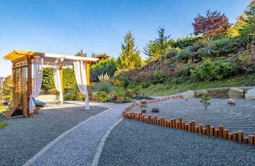 Chemainus House | Oceanview two bdrs suite close to trails, beach, restaurants, charming Chemainus