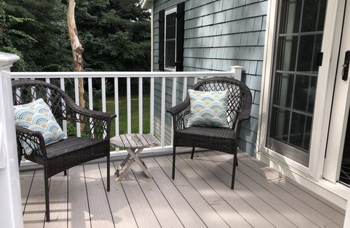 Ogunquit Apartment | Ogunquit Studio 15 min walk to Footbridge; restaurants and Trolley Stop close by