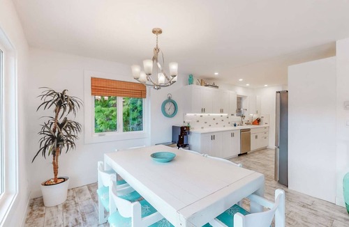 Christina Lake House | Okanagan - Brooks Lake House