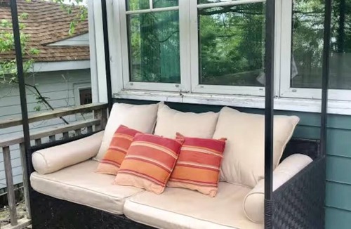 Bracebridge Cabin | Old school Muskoka Cottage