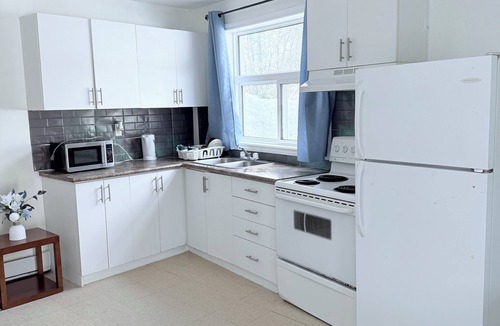 Gravenhurst Apartment | One bedroom apartment