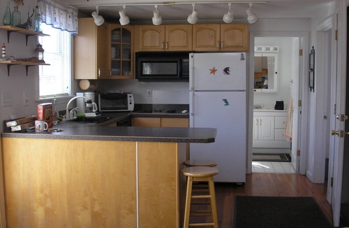 Ocean Park House | ONLY 6 HOUSES AWAY FROM BEACH, SHORT WALK TO PIER.DISCOUNTED ALL OF AUGUST