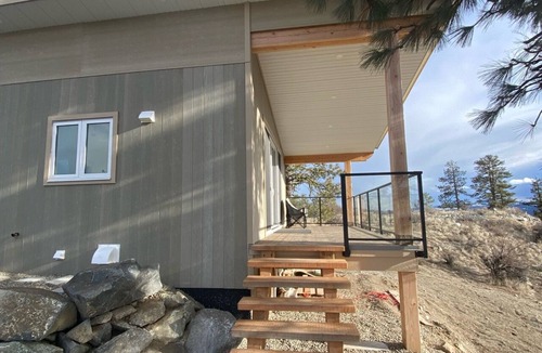Okanagan-Similkameen Cabin | Osoyoos Lake View | 2BR Hot Tub Retreat