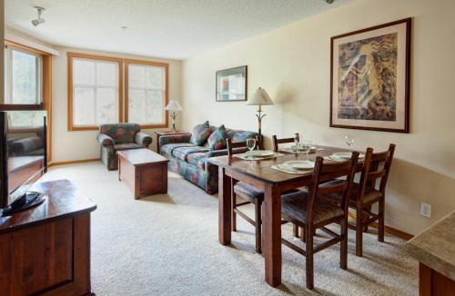 Panorama Apartment | Panorama Mountain Resort - Ski Tip/Tamarack Condos