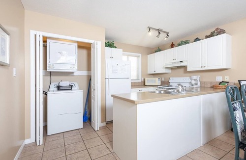 Lethbridge Condo | Paradise Canyon Golf Resort - Luxury Condo U409