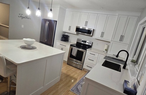 Mapleton House | Paradise Haven