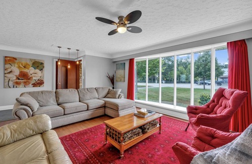 Ruthven Apartment | Park Bungalow #4 - Seacliff Beach Suites