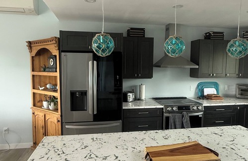 Campbell River House | Passage view 2,0 Close to beaches and shopping, pet friendly and family friendly
