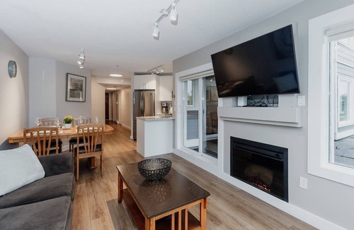 Regional District of Nanaimo Apartment | Peaceful Coastal Escape Beach & Resort Access