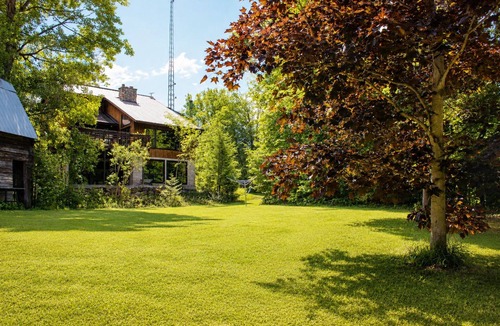 Victoria Road Cottage | Peaceful Country Escape Near Balsam Lake Beach