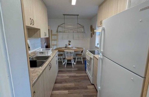 Beeton Other | Peaceful Farm Retreat in Small Town Beeton, Spacious & Cozy
