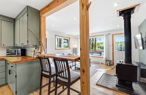 Lunenburg County House | Peaceful Lakeside Cottage ~ Sunsets & Lake Access