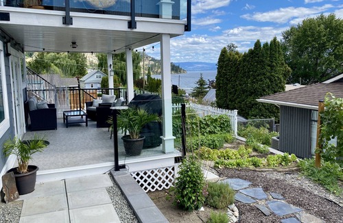 Central Okanagan House | Peachland Lakehouse