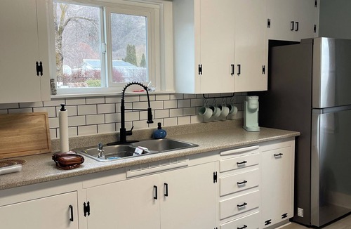 Midway Cottage | Peddler’s Path Guest House