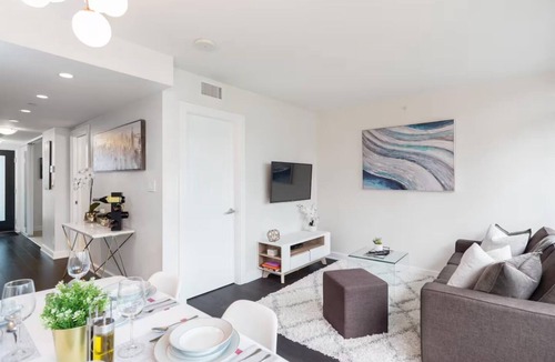 Downtown Vancouver Condo | Perfectly Located Luxury Yaletown condo