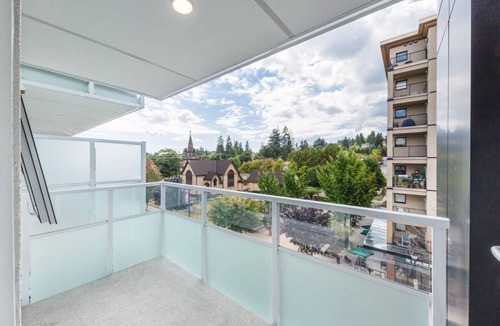 Sappertown Apartment | Pet Friendly 2 Bedroom@408 E Columbia - New Westminster