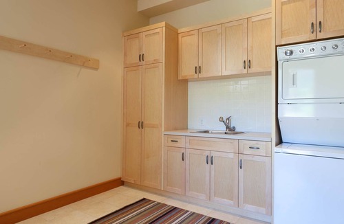 Whistler Creekside House | Pet-friendly chalet w/hot tub, media room