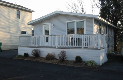 Rehoboth Beach House | Pet friendly cozy cottage. Walk or Bike 1 mile to the beach!