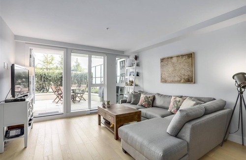 Mount Pleasant Condo | Pet-Friendly Fully-Furnished Rental