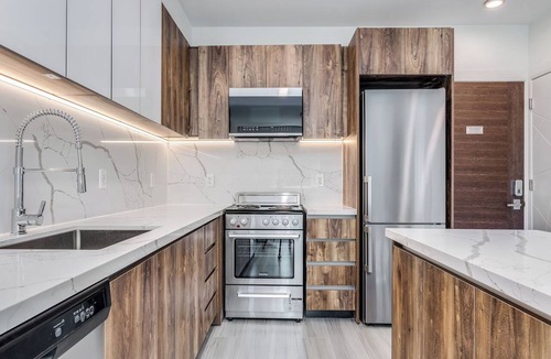 Davie Village Apartment | Pet Friendly Furnished One Bedroom @ 1168 Pendrell