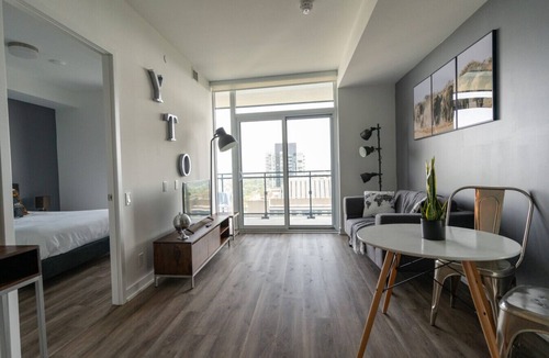 Willowdale Apartment | Pet friendly One Bedroom Apartment in Toronto