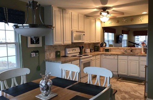 Ocean View Condo | Pet-Friendly with Stunning Water Views in Bethany Bay - No Cleaning Fees