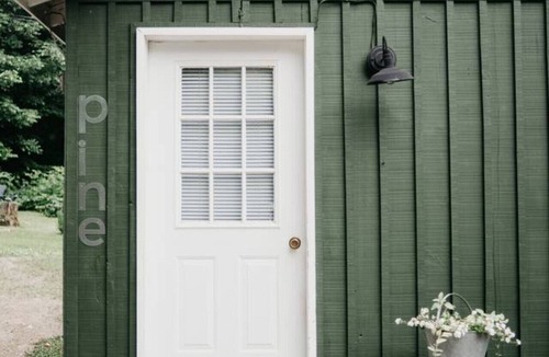 Dorset Cottage | Pine Cabin- 2 Min to Lakes/Snowmobile Trails