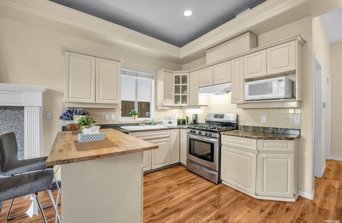 Sunset House | Pleasant 2-bedroom house in Vancouver