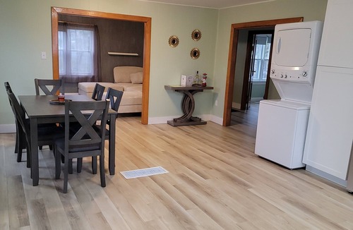 Tangier Cottage | Pleasant Harbour Oceanfront Hot-tub -Outdoor Sauna -Kayaks