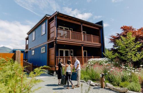 Ucluelet Hotel | Pluvio restaurant and rooms
