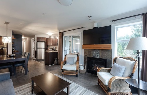 Regional District of Nanaimo Condo | Pool Kayaks BBQ Tides & Tranquility Suite A