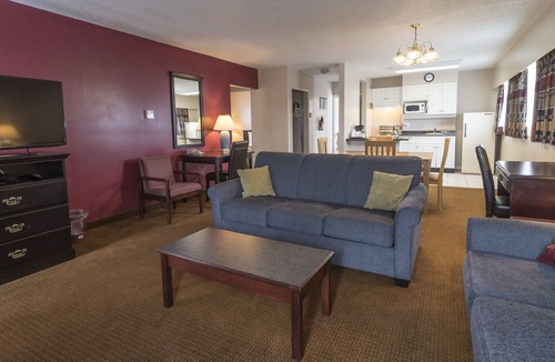 Comox Hotel | Port Augusta Inn and Suites