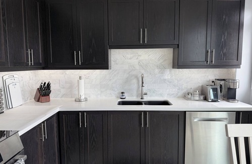 Pickering House | Premier Host Lux 2BR Pickering Retreat AC, WiFi & Free Parking