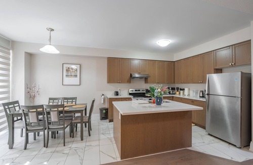 Caledon House | ⭐ Premium 5⭐ Stay in Caledon – Stylish, comfortable & memorable experience