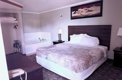 Calgary Hotel | Premium Inn & Suites Calgary Airport