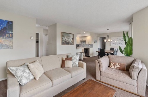Upper Village Apartment | Prime Ski-in/out 2BR - Pool, HT, Sauna, EV Charger