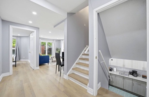 Meadowvale Village Apartment | Private 1BR Apt | WiFi | Parking | Nr all Amenities