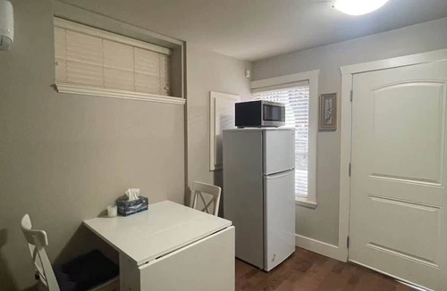 Marpole House | Private 1BR Suite in Prime Vancouver Location