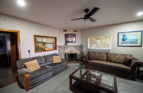 Sauble Beach Cottage | Private Beach Front - Cottage 1