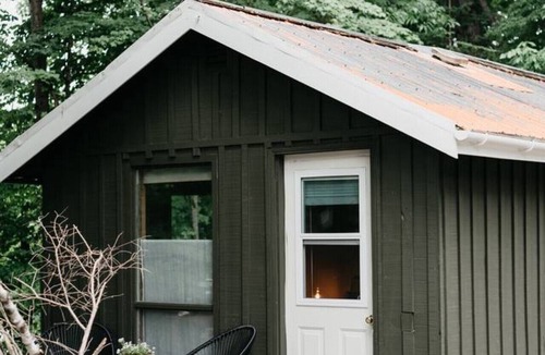 Dorset Cabin | Private Cozy Cabin 2 min drive to great swimming!
