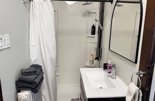 Kitchener Apartment | Private Downtown Kitchener Studio | Parking, Kitchenette, Wi-Fi