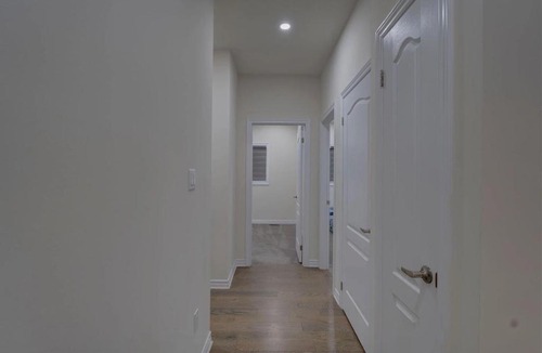 Beaverton House | Private Entire Home Beaverton Near Lake