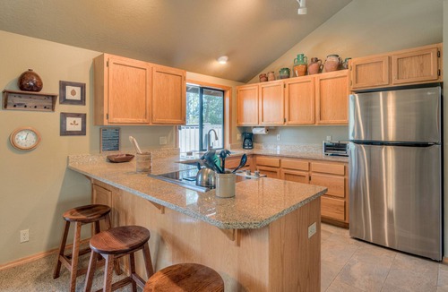 Deer Park House | Private Hot Tub, Bikes, Pet Friendly, 8 Unlimited SHARC Passes