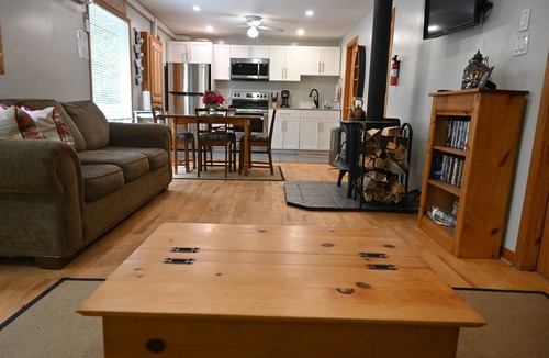 Lake of Bays Cottage | Private, Lake of Bays, Algonquin Park, Huntsville, Family friendly cottage