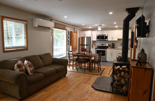 Lake of Bays Cottage | Private, Lake of Bays, Algonquin Park, Huntsville, Family friendly cottage