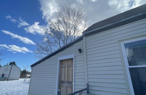 Manchester House | Private Pet Friendly Single Family Home