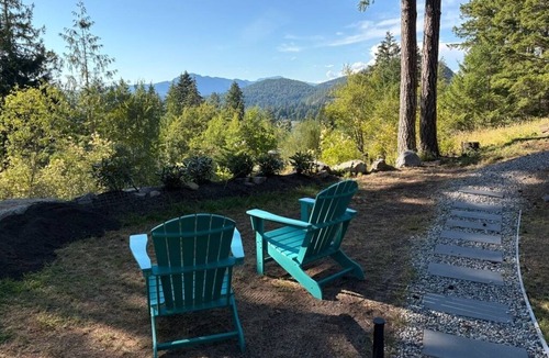 Madeira Park House | Private retreat with Ocean Views, Mountain Scenery and Stunning Sunsets